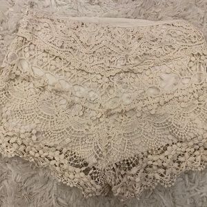 Ivory high-waist crochet shorts
